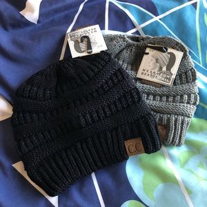 CC “Beanie tail” Beanies (set of 2)